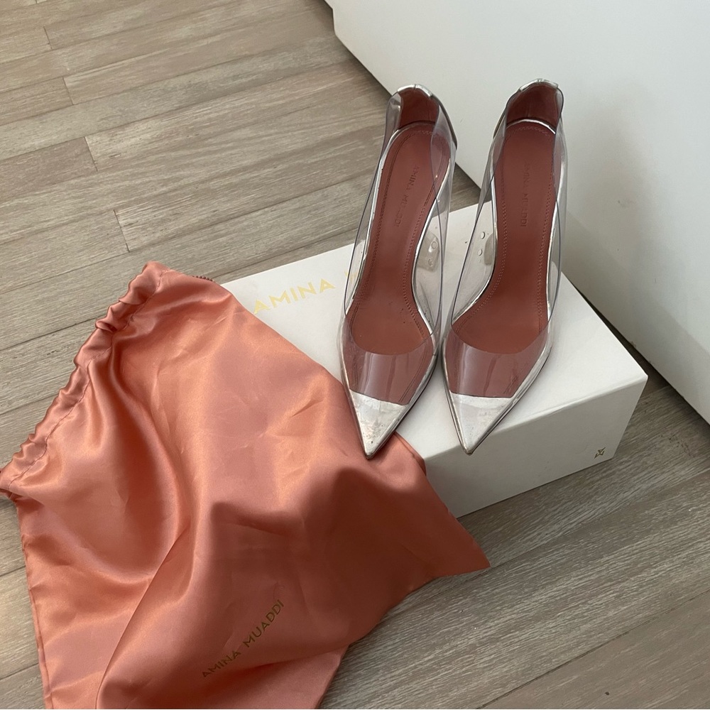 Size 5 - Picture 2 of 3